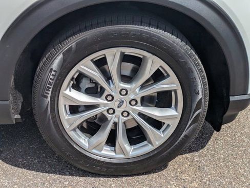 Used 2020 Ford Explorer XLT w/ Equipment Group 202A image 9