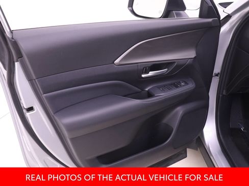 Used 2025 Toyota Grand Highlander FWD image 9