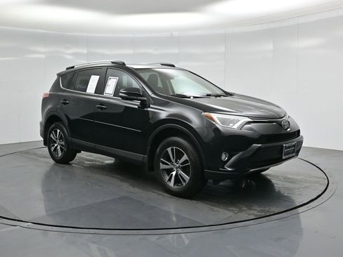 Used 2017 Toyota RAV4 XLE w/ Protection Package image 54