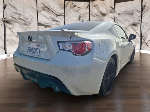 Used 2015 Scion FR-S image 6