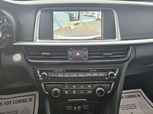 Used 2020 Kia Optima SE image 14