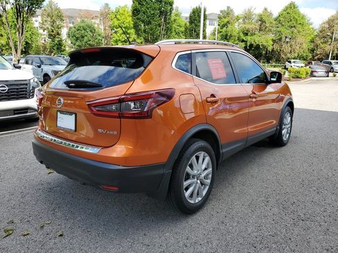 Certified 2022 Nissan Rogue Sport SV w/ Technology Package AWD/4WD image 4