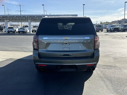 Used 2023 Chevrolet Suburban Premier image 28
