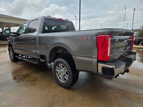Certified 2025 Ford F250 XLT AWD/4WD image 7
