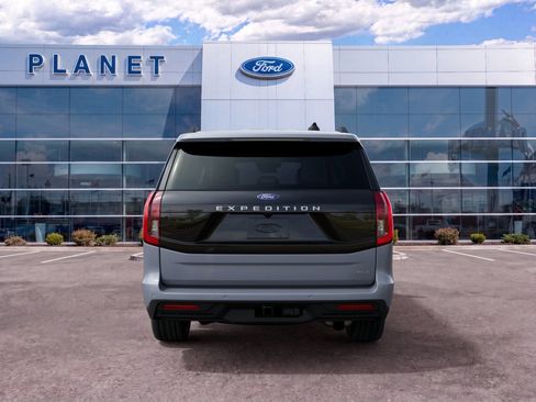 New 2027 Ford Expedition Max Active RWD image 9