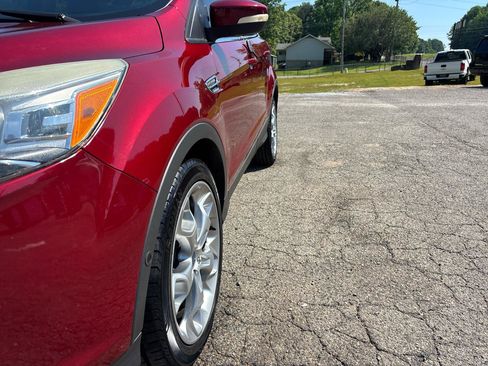 Used 2014 Ford Escape Titanium w/ Equipment Group 401A FWD image 5