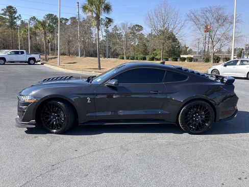 Used 2022 Ford Mustang Coupe image 2