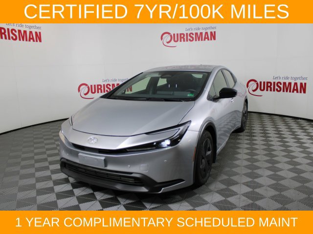 Used 2023 Toyota Prius LE FWD image 1
