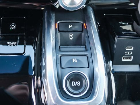 Used 2022 Acura MDX SH-AWD w/ Technology Package image 19