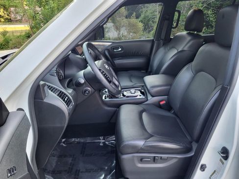 Used 2023 Nissan Armada SL w/ Midnight Edition Package AWD/4WD image 12