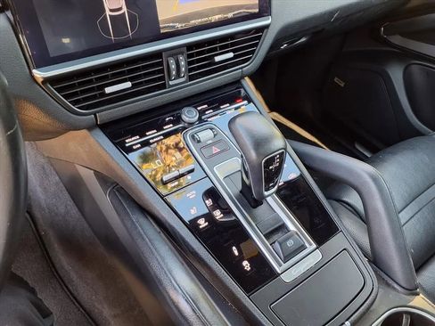 Used 2020 Porsche Cayenne S AWD/4WD image 22