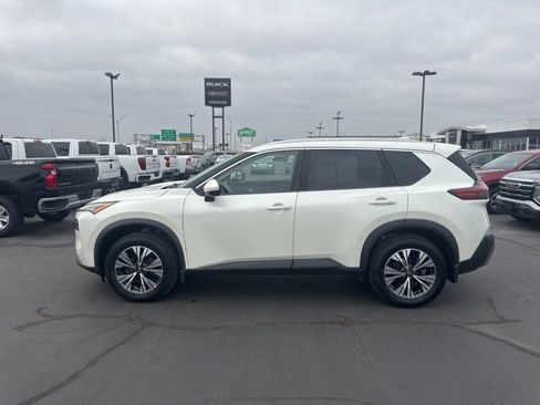 Used 2023 Nissan Rogue SV w/ SV Premium Package image 8