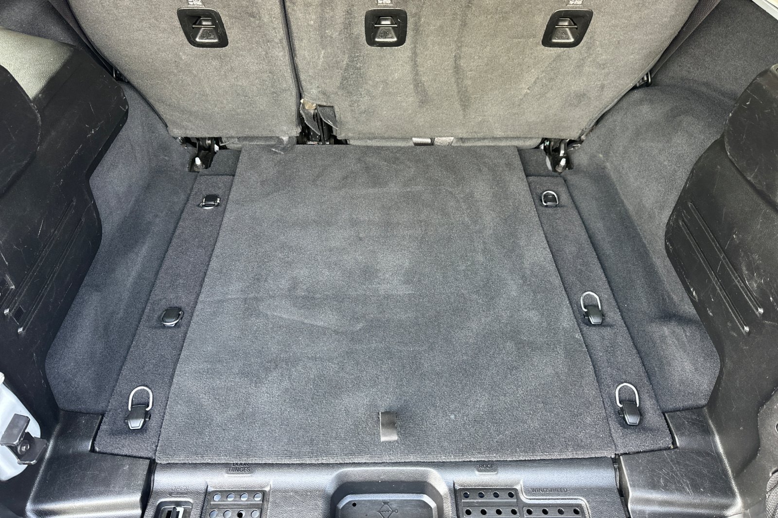 Used 2024 Jeep Wrangler Unlimited Rubicon AWD/4WD image 14