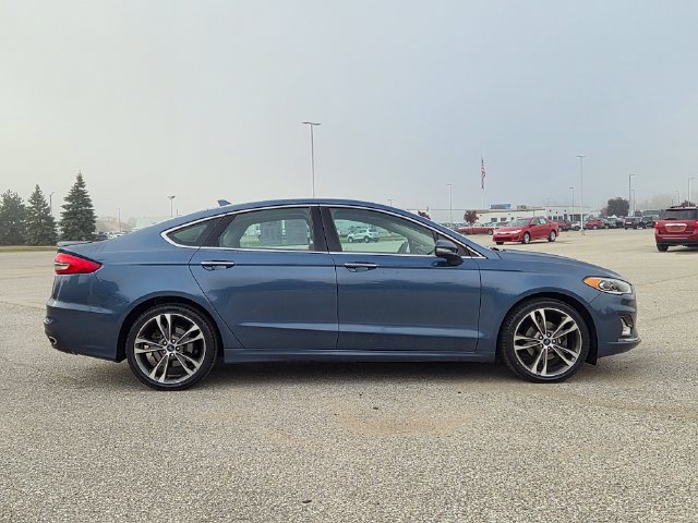 Used 2019 Ford Fusion Titanium AWD/4WD image 4