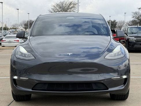 Used 2024 Tesla Model Y Long Range image 7