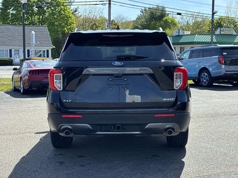 Used 2023 Ford Explorer XLT w/ Equipment Group 202A AWD/4WD image 6
