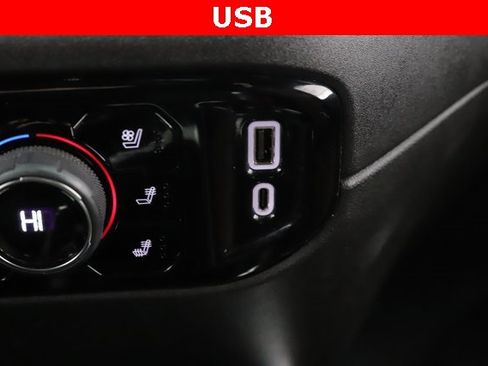 Used 2023 Chevrolet Silverado 1500 High Country w/ High Country Premium Package image 28