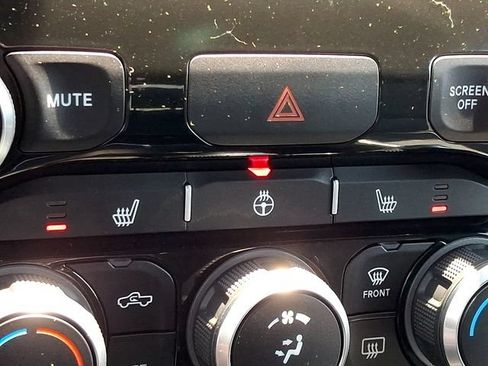 Used 2022 RAM 1500 Big Horn AWD/4WD image 24