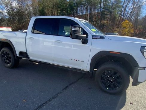 New 2026 GMC Sierra 2500 AT4 w/ AT4 Preferred Package image 2