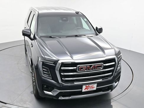 New 2026 GMC Yukon Elevation image 4
