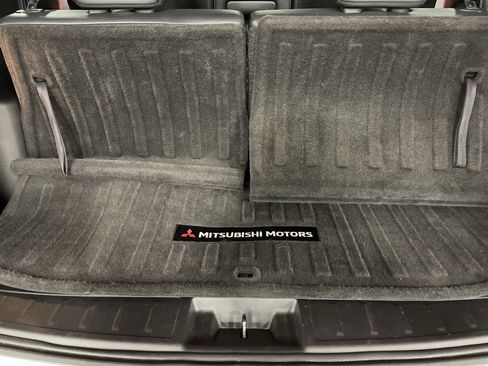 Used 2022 Mitsubishi Outlander SEL Black Edition image 13