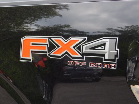 Used 2022 Ford F150 XLT w/ Equipment Group 302A High AWD/4WD image 8
