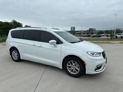 Used 2021 Chrysler Pacifica Touring-L