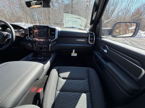 New 2026 RAM 1500 4x4 Crew Cab image 14