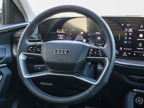 New 2025 Audi Q5 Premium image 18