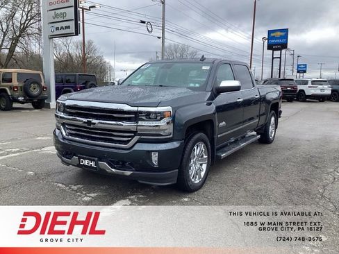 Used 2018 Chevrolet Silverado 1500 High Country image 3