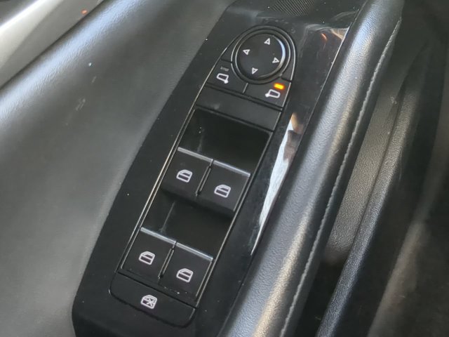 Used 2024 MAZDA MAZDA3 s FWD image 24