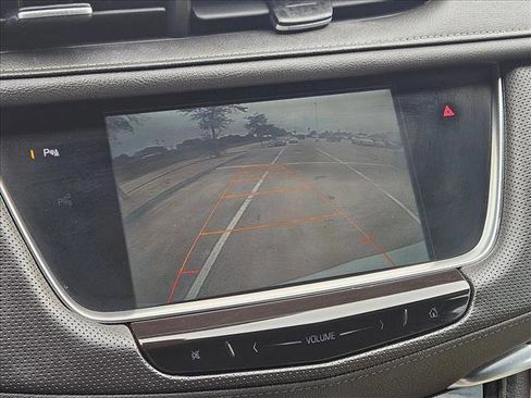 Used 2017 Cadillac XT5 FWD image 13