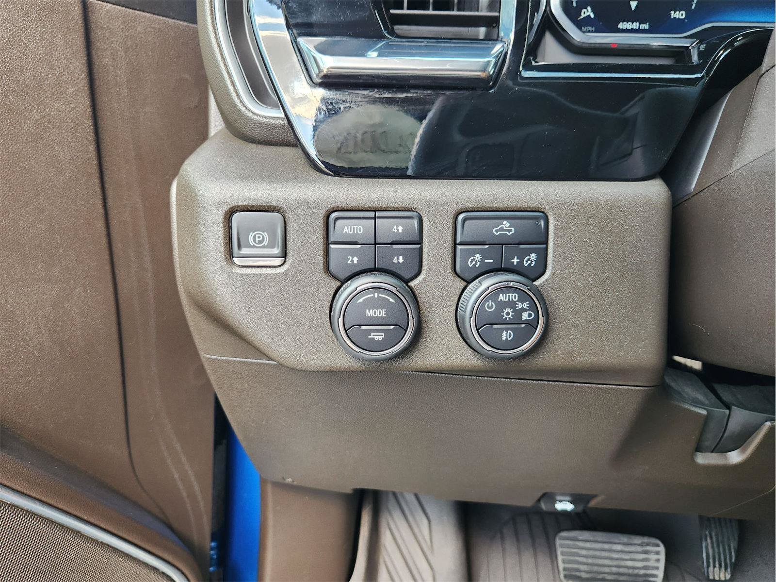 Used 2024 Chevrolet Silverado 1500 RST AWD/4WD image 21