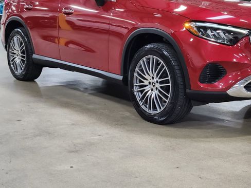 Used 2024 Mercedes-Benz GLC 300 image 16