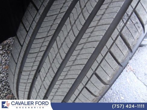 Used 2025 Honda Pilot Touring image 45