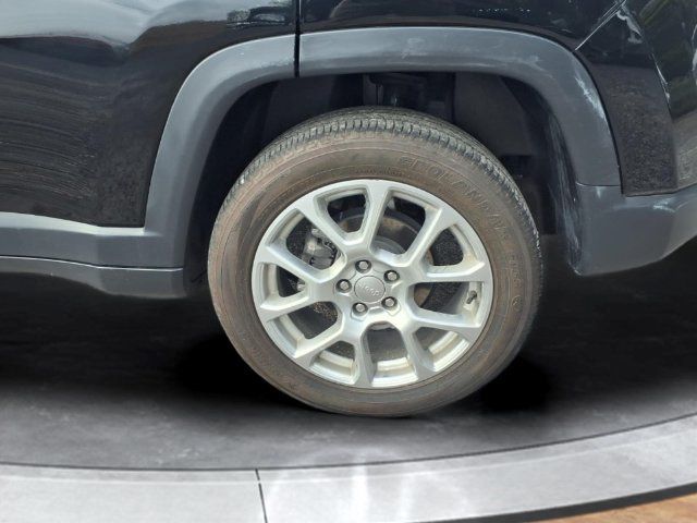 Used 2022 Jeep Compass Latitude AWD/4WD image 17