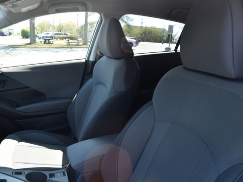 Used 2025 Subaru Crosstrek 2.0i AWD/4WD image 12