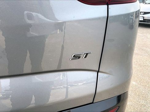 Certified 2023 Buick Enclave Essence w/ Experience Buick Package image 25