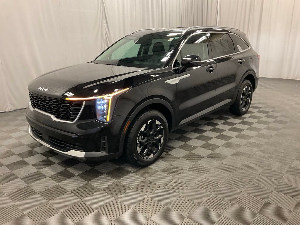 Used 2024 Kia Sorento S AWD/4WD image 12