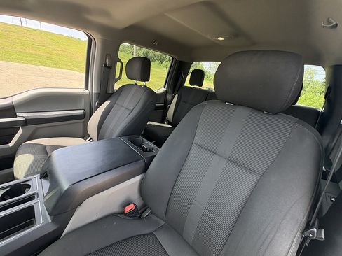 Used 2018 Ford F150 XL w/ Equipment Group 101A Mid AWD/4WD image 31