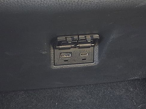 Used 2025 Toyota Camry SE w/ Multimedia Upgrade Package FWD image 24