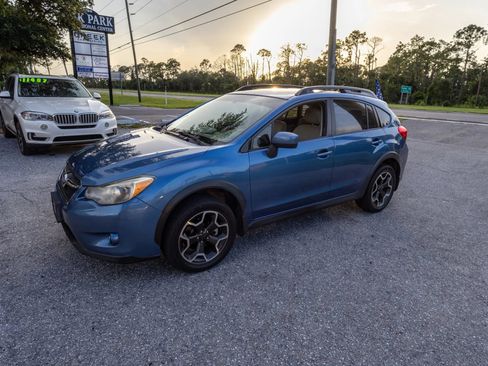 Used 2015 Subaru Crosstrek 2.0i Premium w/ Moonroof Package AWD/4WD image 1