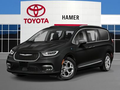 Used 2022 Chrysler Pacifica Touring-L