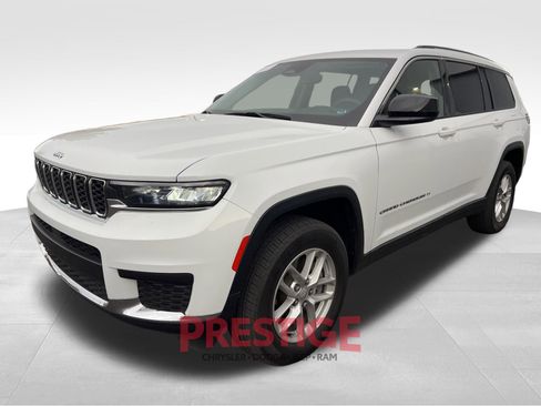 Used 2023 Jeep Grand Cherokee L Laredo image 9