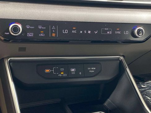 New 2026 Kia Carnival EX FWD image 30