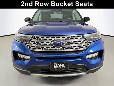 Used 2022 Ford Explorer Limited w/ Equipment Group 301A AWD/4WD image 3