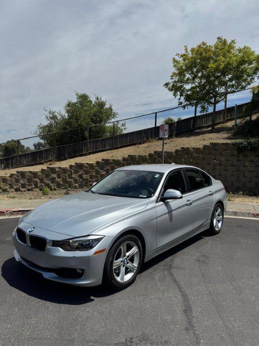 Used 2013 BMW 328i Sedan RWD image 8