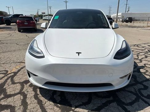 Used 2022 Tesla Model Y Performance AWD/4WD image 4