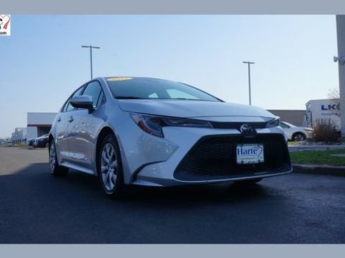 Used 2022 Toyota Corolla LE FWD image 1