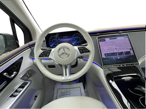 Used 2023 Mercedes-Benz EQE 350+ SUV w/ AMG Line Exterior Package image 32